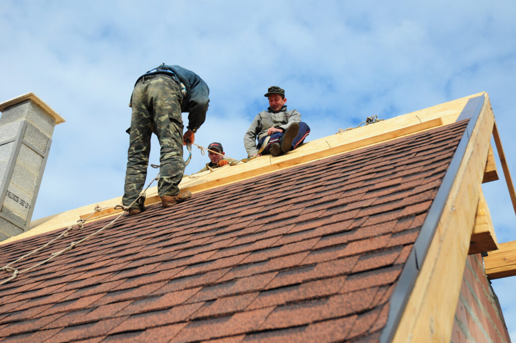 kingwood roofing service